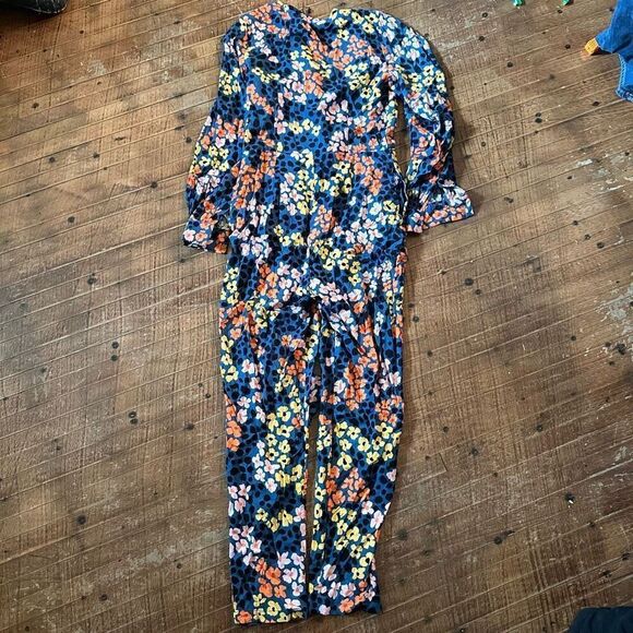 Never Fully Dressed Jena floral v-neck size 4 jumpsuit - Picture 6 of 6